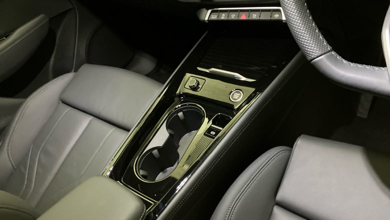 Audi Q3 1.5 e-Hybrid Launch Edition 5dr S Tronic Estate